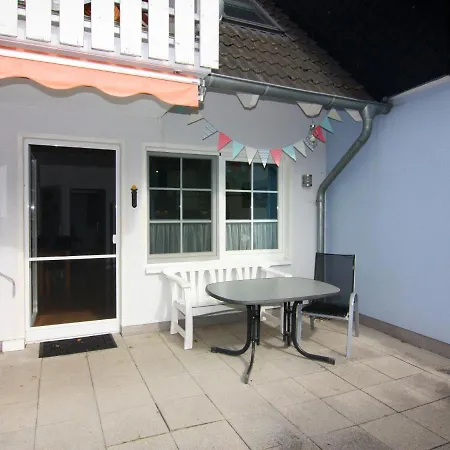 Apartment, * Trassenheide